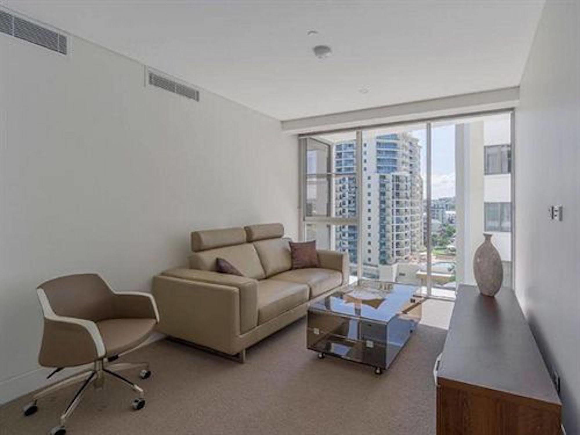 Sea Pearl A1 Beach Resort Mooloolaba Extérieur photo